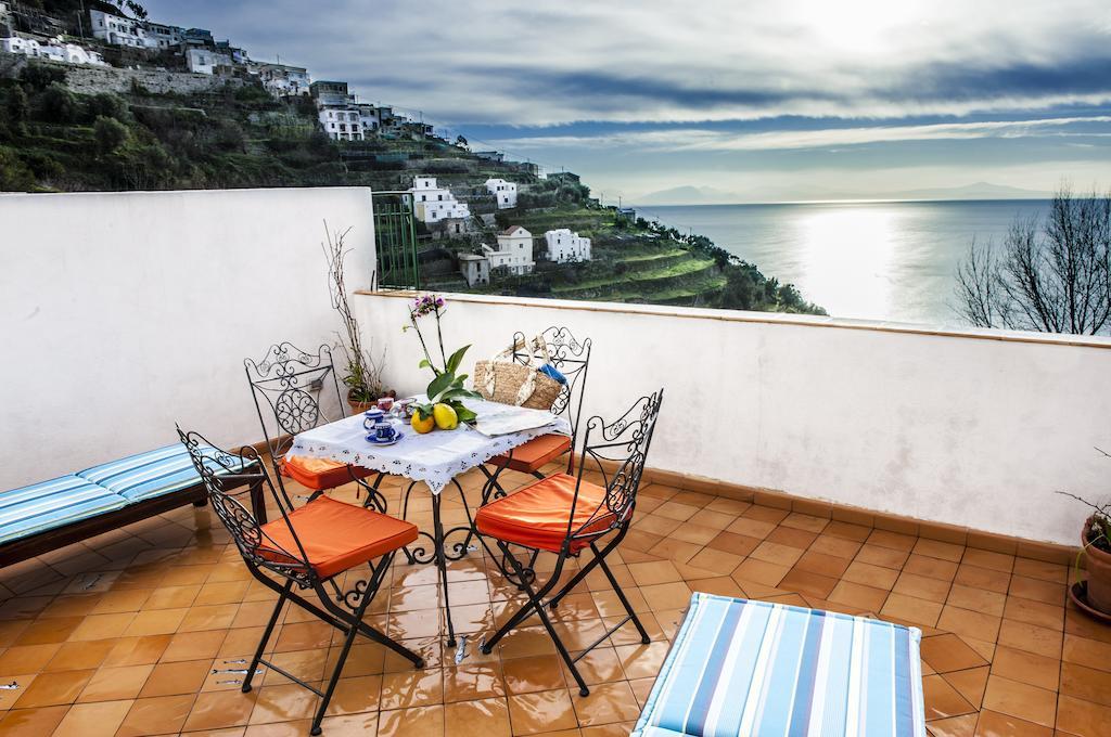 Tenuta Mamma Carmela Amalfi Habitación foto